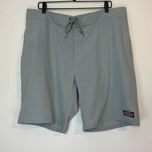 Vineyard Vines Solid Stretch Board Shorts 38 NWT
